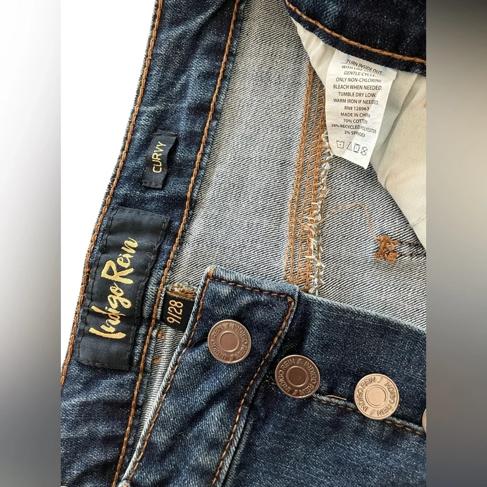 Indigo Rein High Rise Curvy Fit Narrow Leg Above Ankle Junior Blue Jean NWT 9/28